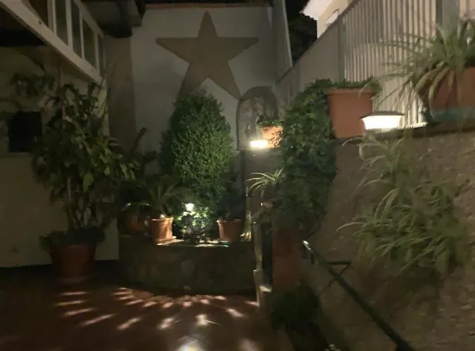 Couette-café Hedera Capri 4*