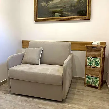 Hedera Capri Bed & Breakfast 4*