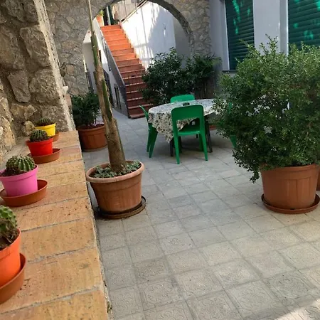 Bed and Breakfast Hedera Capri Ανακάπρι