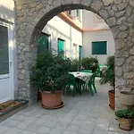 Hedera Capri ベッド・アンド・ブレックファスト