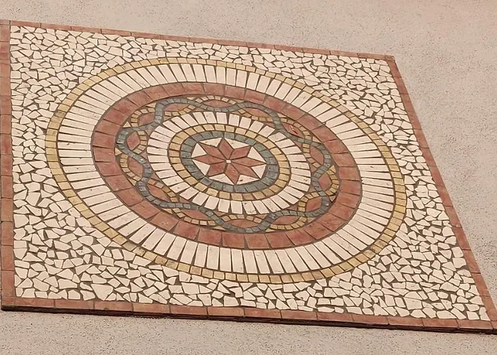 Hedera Capri Ανακάπρι