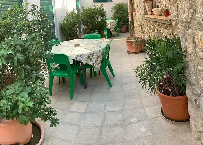Hedera Capri Bed and Breakfast Ανακάπρι